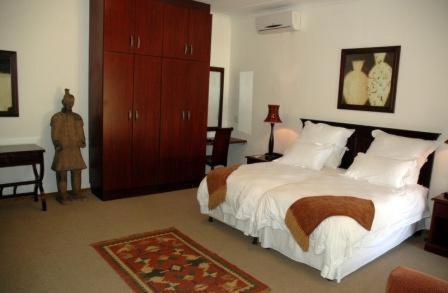 Kronenhoff Guesthouse Kirkwood Bagian luar foto